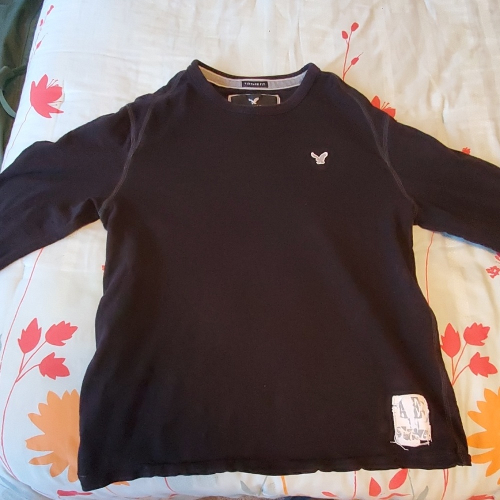 American Eagle long sleeve shirt